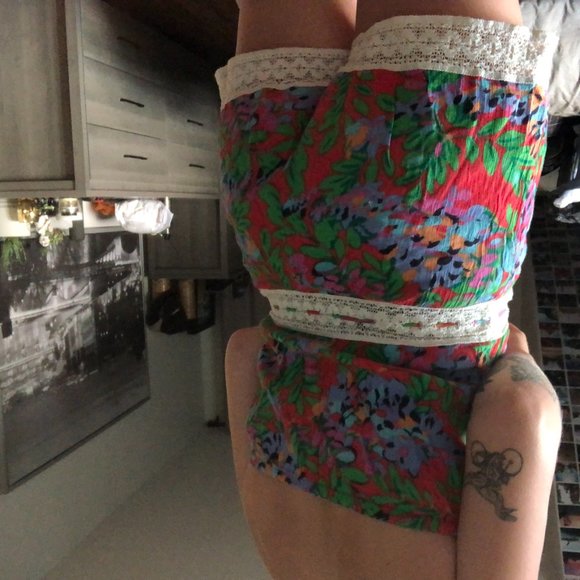 AERIE floral romper - Picture 6 of 7